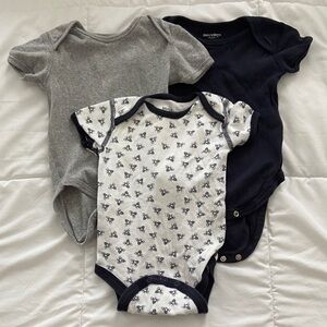 Burt’s Bees Baby Boys' One Piece  Set - Gray, Navy, bees
